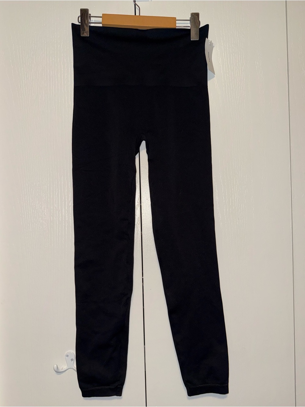 Spanx Brand New Look at Me Now Seamless Leggings